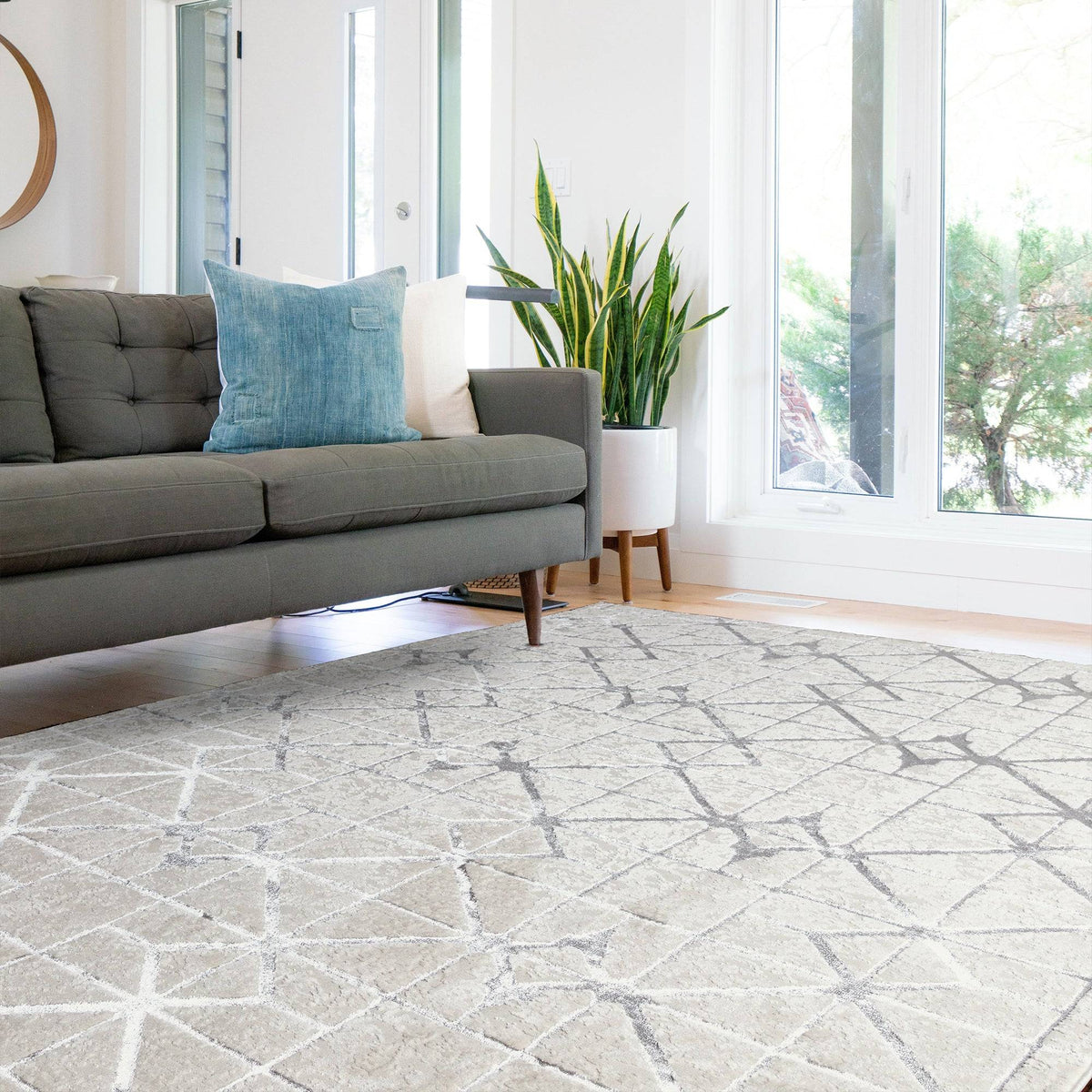 Aura Lattice Rug