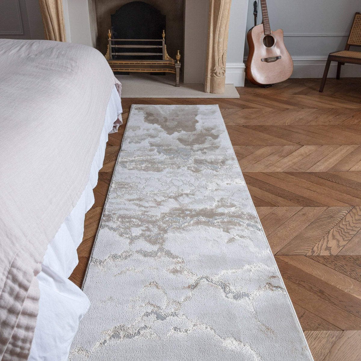 Aura Linea Rug