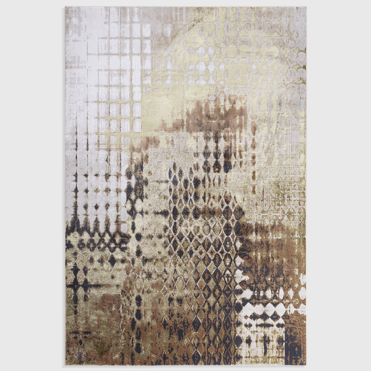 Alvo Rugs Aurorella Au07 diamond rug in cream and beige with metallic gold and bronze abstract geometric patterns.