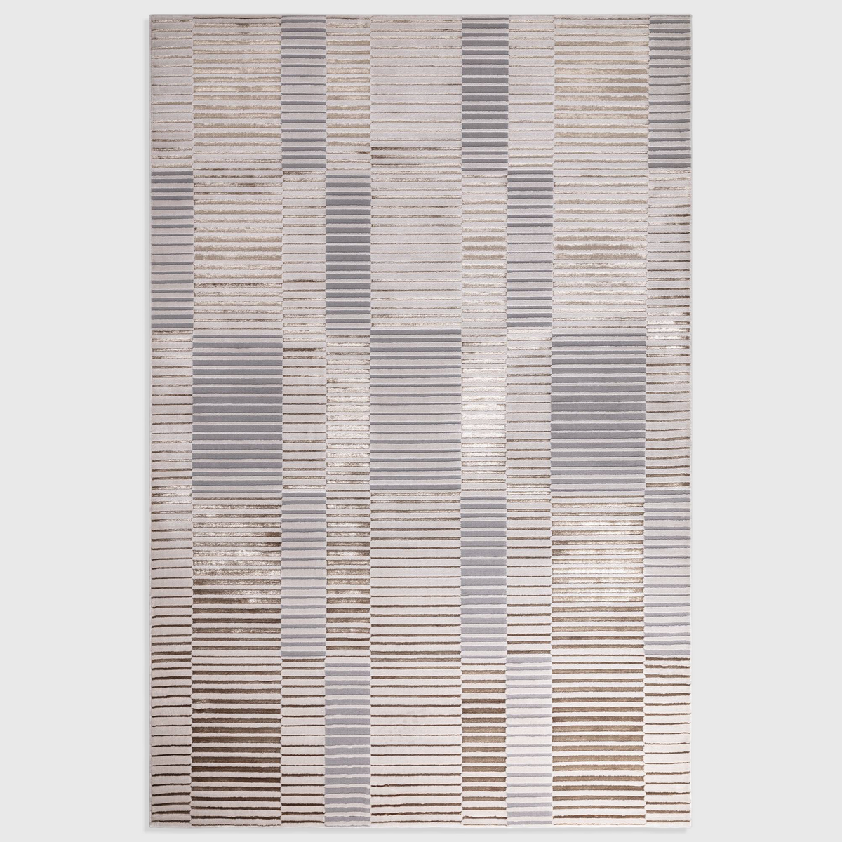 Alvo Rugs Aurorella Au14 ripple rug featuring a modern abstract geometric pattern in metallic gold and grey tones.