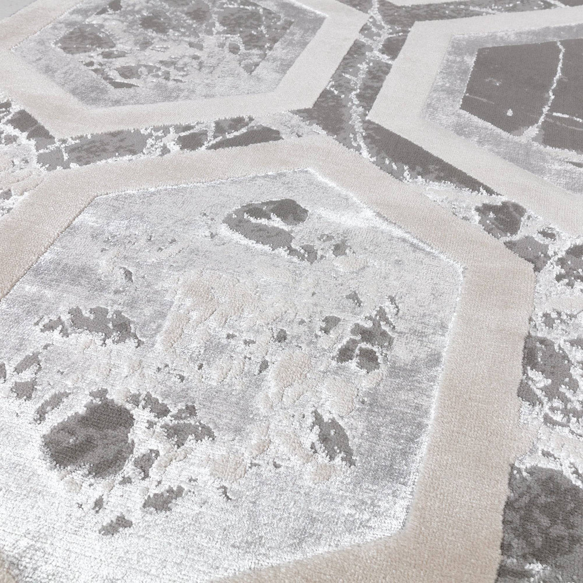 Aura Crystal Rug