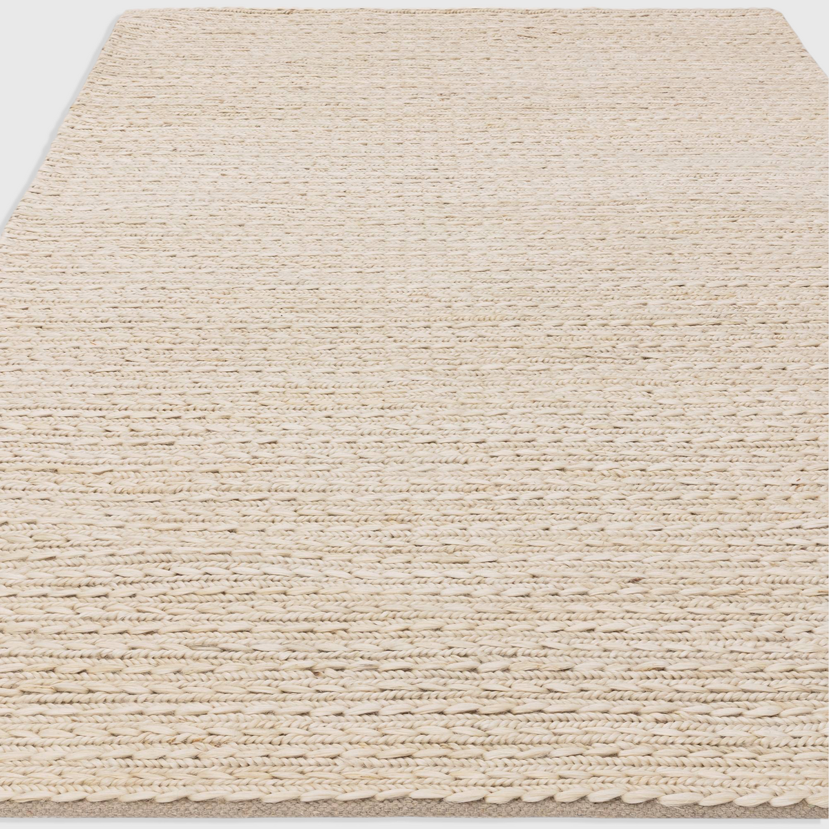 Alvo Rugs Oaks Blonde flatweave rug featuring a hand-woven blend of natural jute, cotton, and polyester in white tones