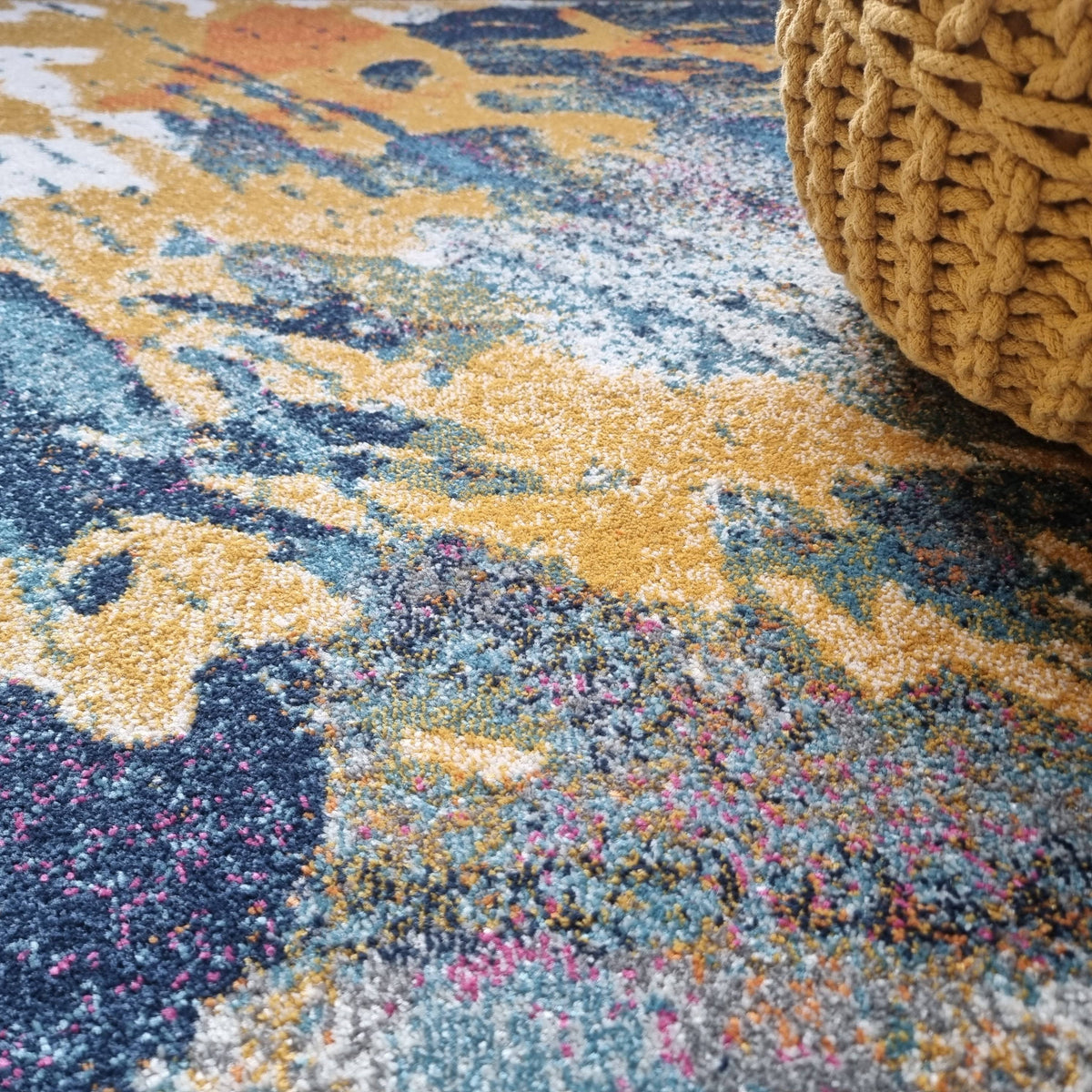 Novia Sonic Rug