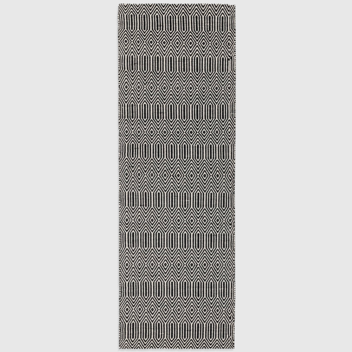 Solon Black Rug