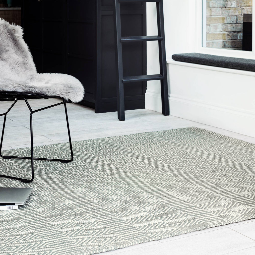 Solon Silver Rug