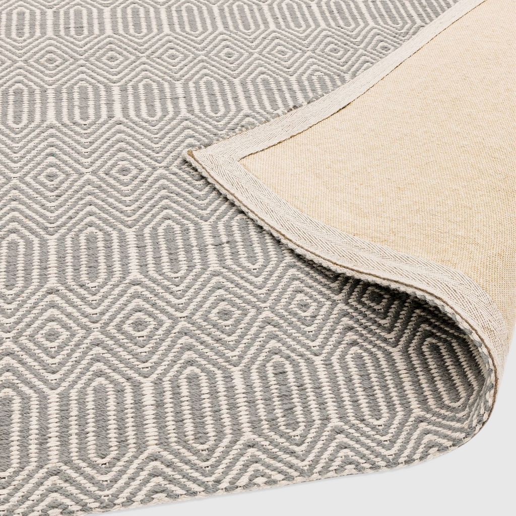Solon Silver Rug